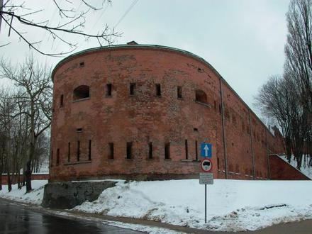 Zdjęcie przedstawiające kaponierę pierwszego bastionu Cytadeli Warszawskiej