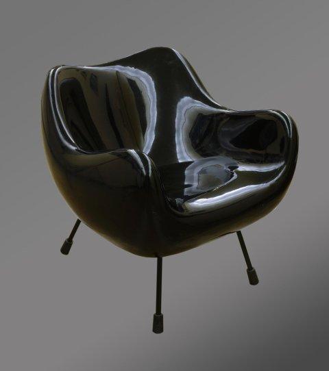 Fotel zaprojektowany przez Romana Modzelewskiego w 1958 roku 