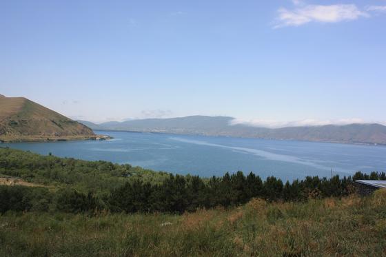 Jezioro Sewan - Widok na stronę północną.