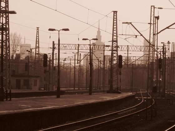W oczekiwaniu na pociąg do Poznania rok temu.