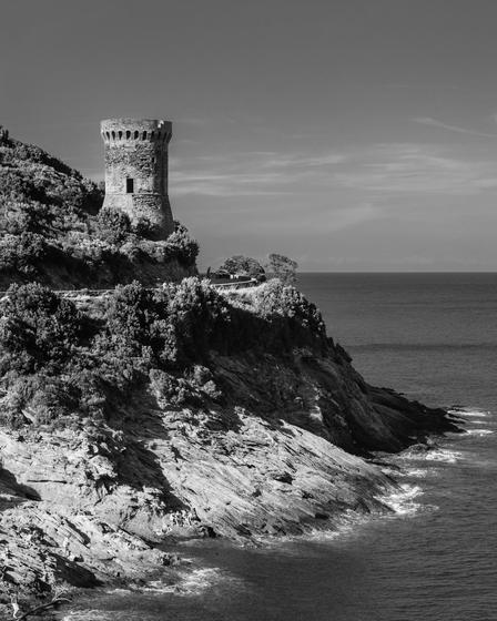 Wieża na wschodniej stronie półwyspu, Cap Corse, Korsyka