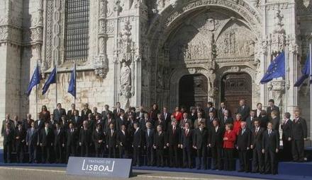 W 2007 r. w Lizbonie podpisano decydujący dla dalszego funkcjonowania Unii Europejskiej, Trakta Lizboński. 
