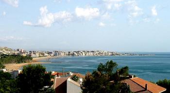 Panorama miasta, widok na zatokę starożytnego portu. 