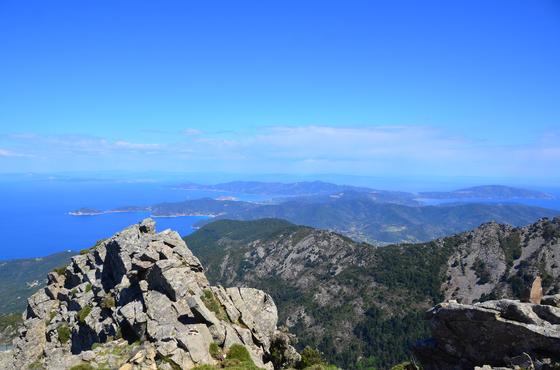 Widok z Monte Capanne (coś 1000 m npm)
