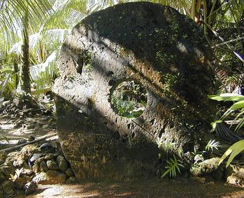 Kamień Rai z wyspy Yap (Mikronezja)