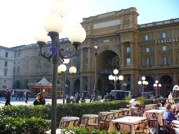Plac Republiki we Florencji, miejsce gdzie się miasto zaczęło