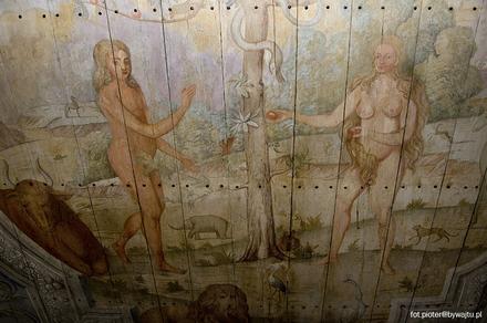 Adam i Ewa. Polichromia na stropie kopii kościółka.