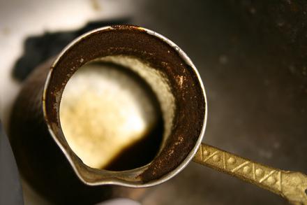 Cezve, jedyne słuszne naczynie do przyrządzania kawy