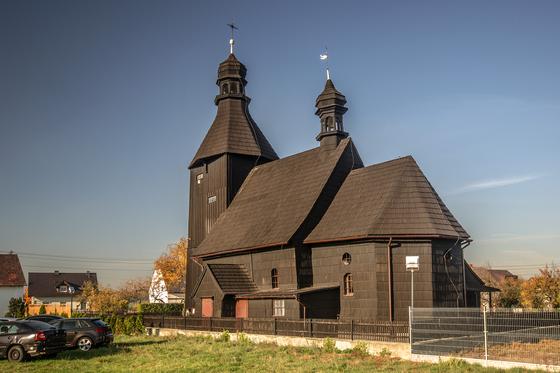Szczepanek - Kościół Nawiedzenia NMP i św. Jadwigi