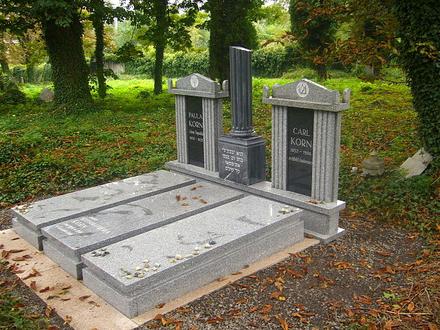 Grób Karola i Pauli Kornów na cmentarzu żydowskim w Bielsku-Białej